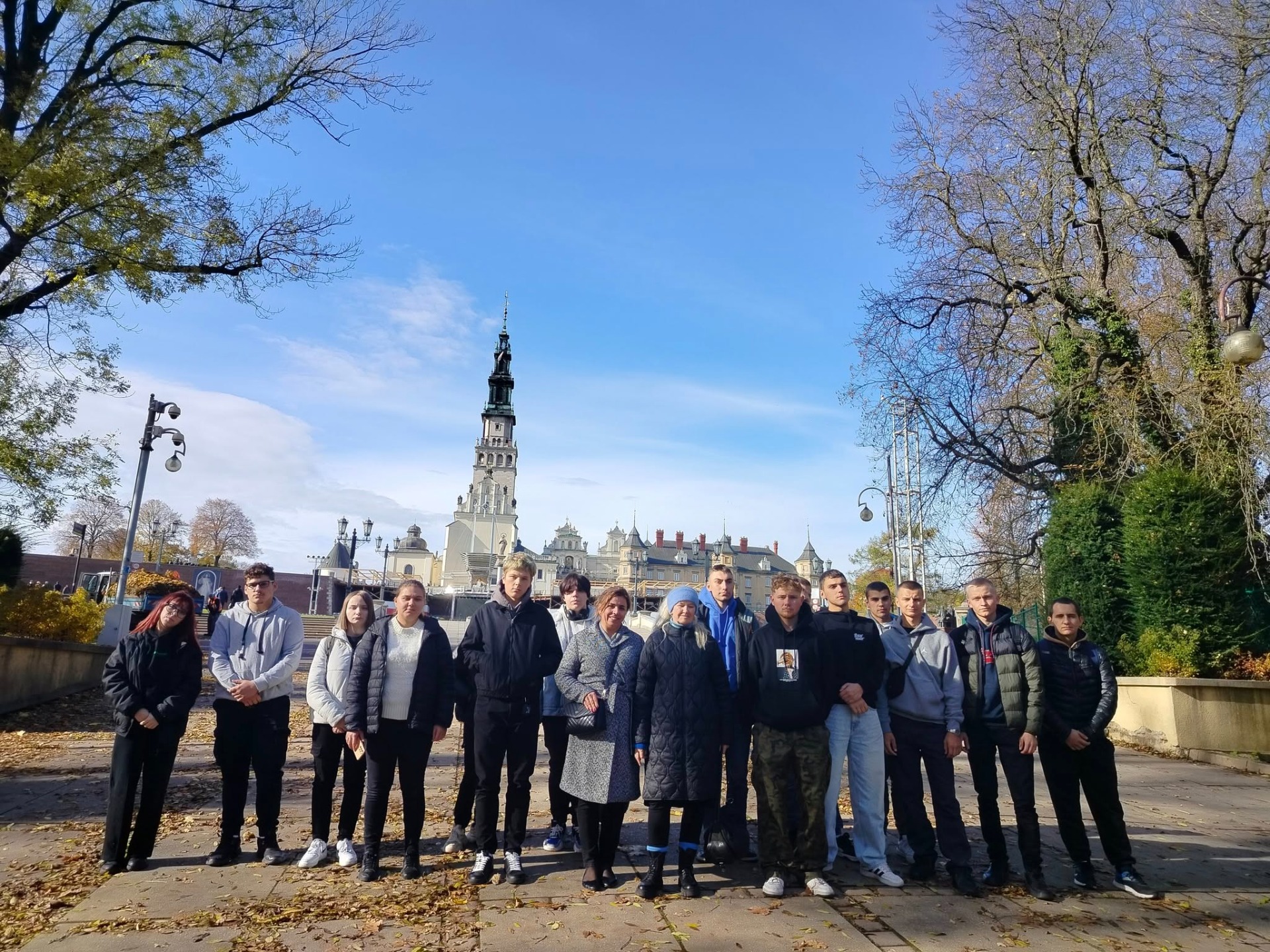 Tutaj powinien być opis obrazka