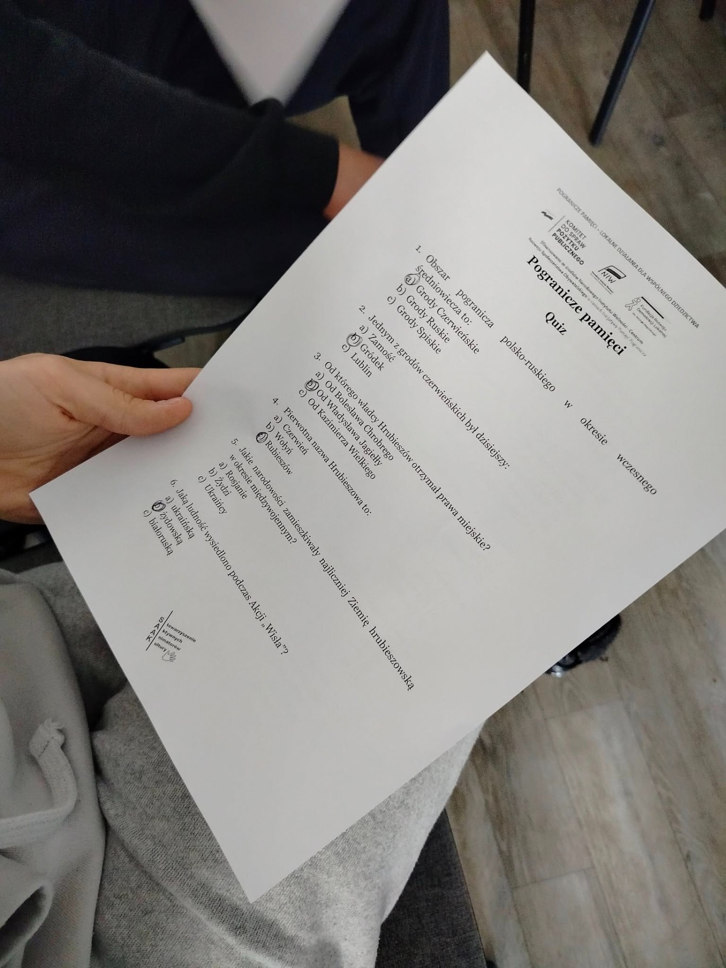 Tutaj powinien być opis obrazka