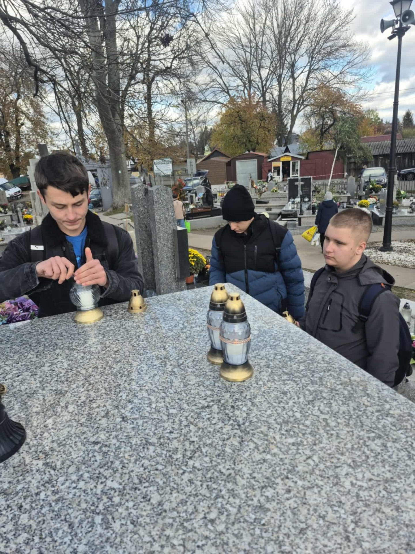 Tutaj powinien być opis obrazka