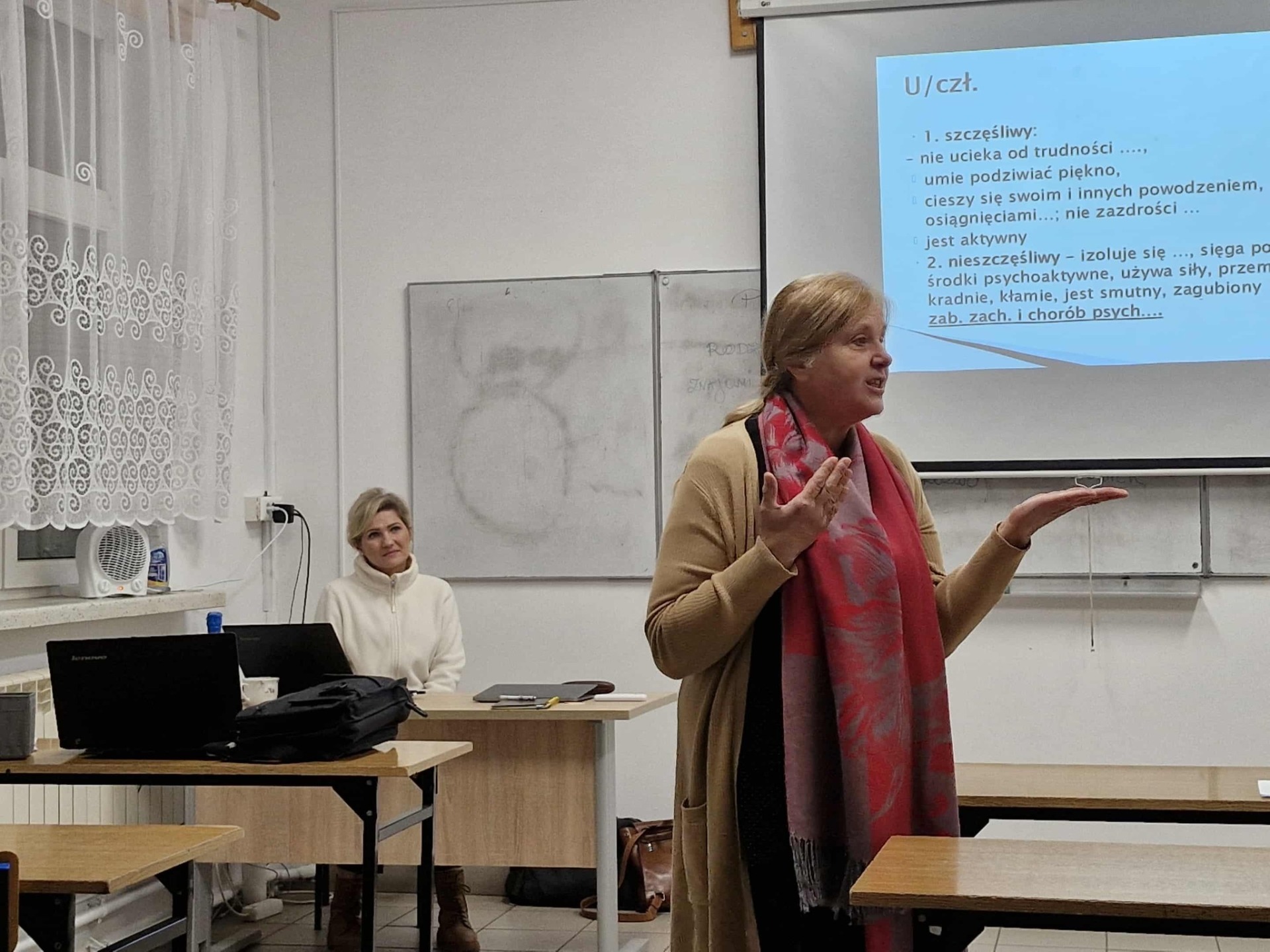 Tutaj powinien być opis obrazka