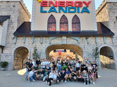 grupowe zdjęcie w enerylandii