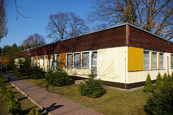 old3jpg [600x399]