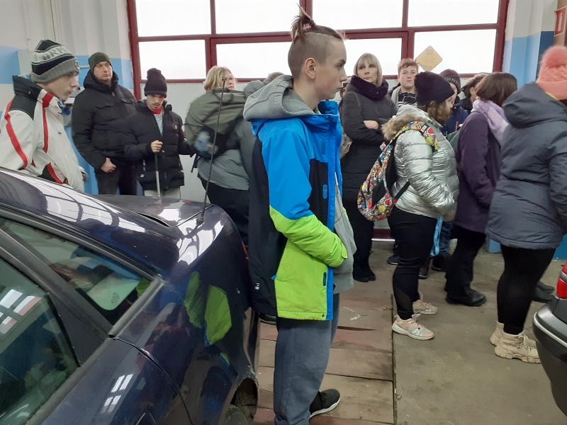 1 Pracownia diagnostyczna samochodów w technikum rudnickim [800x600]