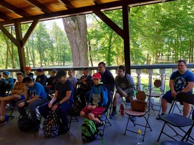 ognisko w parku w Bielinach.