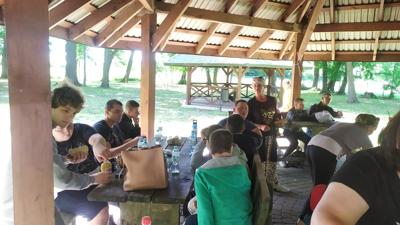 ognisko w parku w Bielinach.