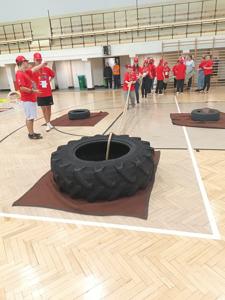 Piknik Bądź FIT organizowany w ramach Olimpiad Specjalnych Polska.Na zdjęciach uczniowie naszej szkoły. 