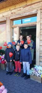 „Spacer serc” – październikowa akcja z sercem i książką.