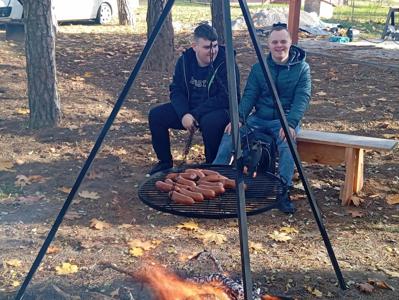 Warsztaty budowy łodzi flisackich.