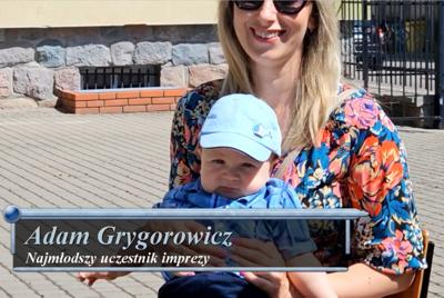 W piątek 21 czerwca 2024 roku, na placu szkolnym, uczniowie Zespołu Szkół nr 1 w Białej Piskiej ofic