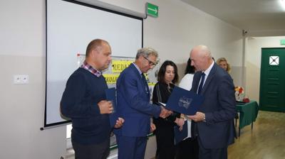 11 października 2024 roku, gronie zaproszonych gości, uczniów i nauczycieli, w Zespole Szkół nr 1