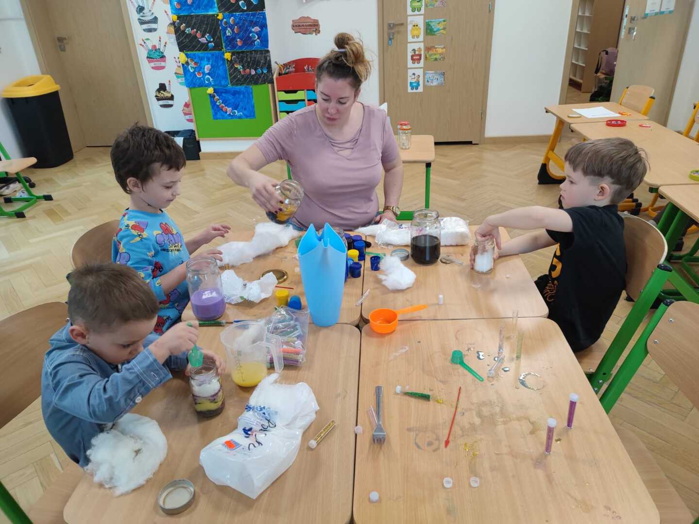 Tutaj powinien być opis obrazka