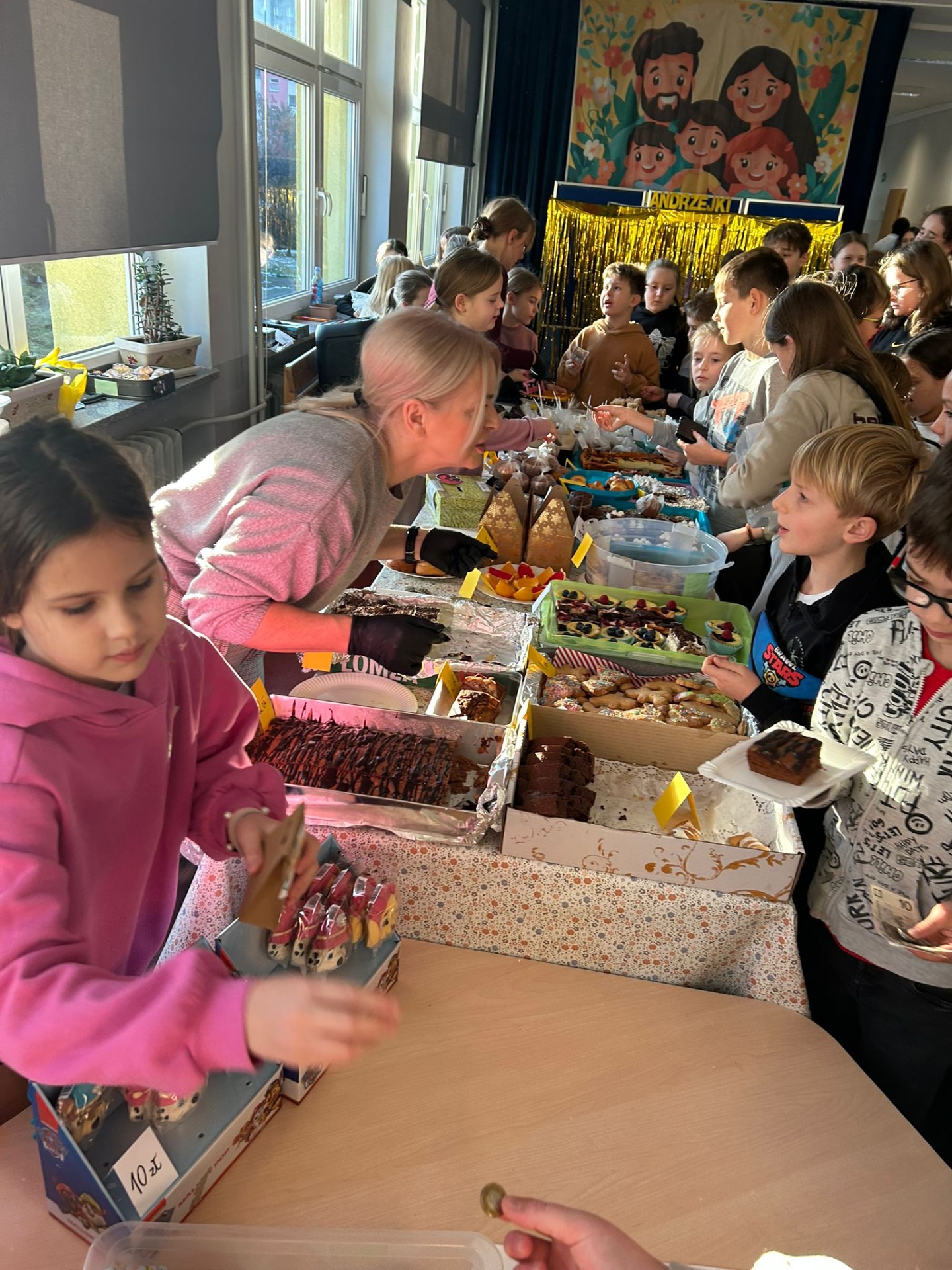 Tutaj powinien być opis obrazka