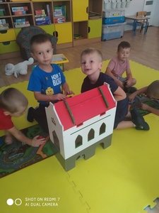 Cieszymy się wspólną zabawą.