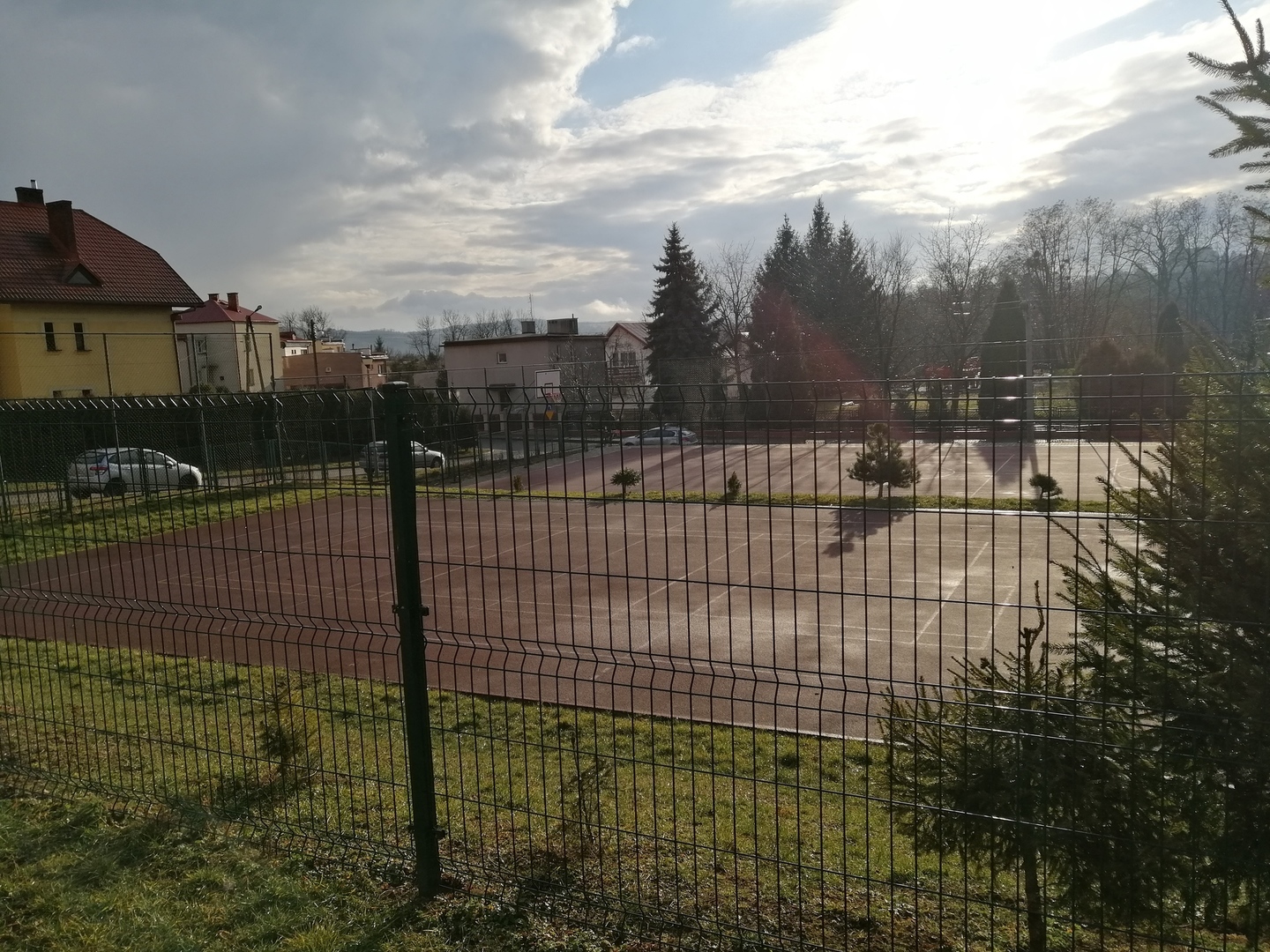 Szkolne korty
