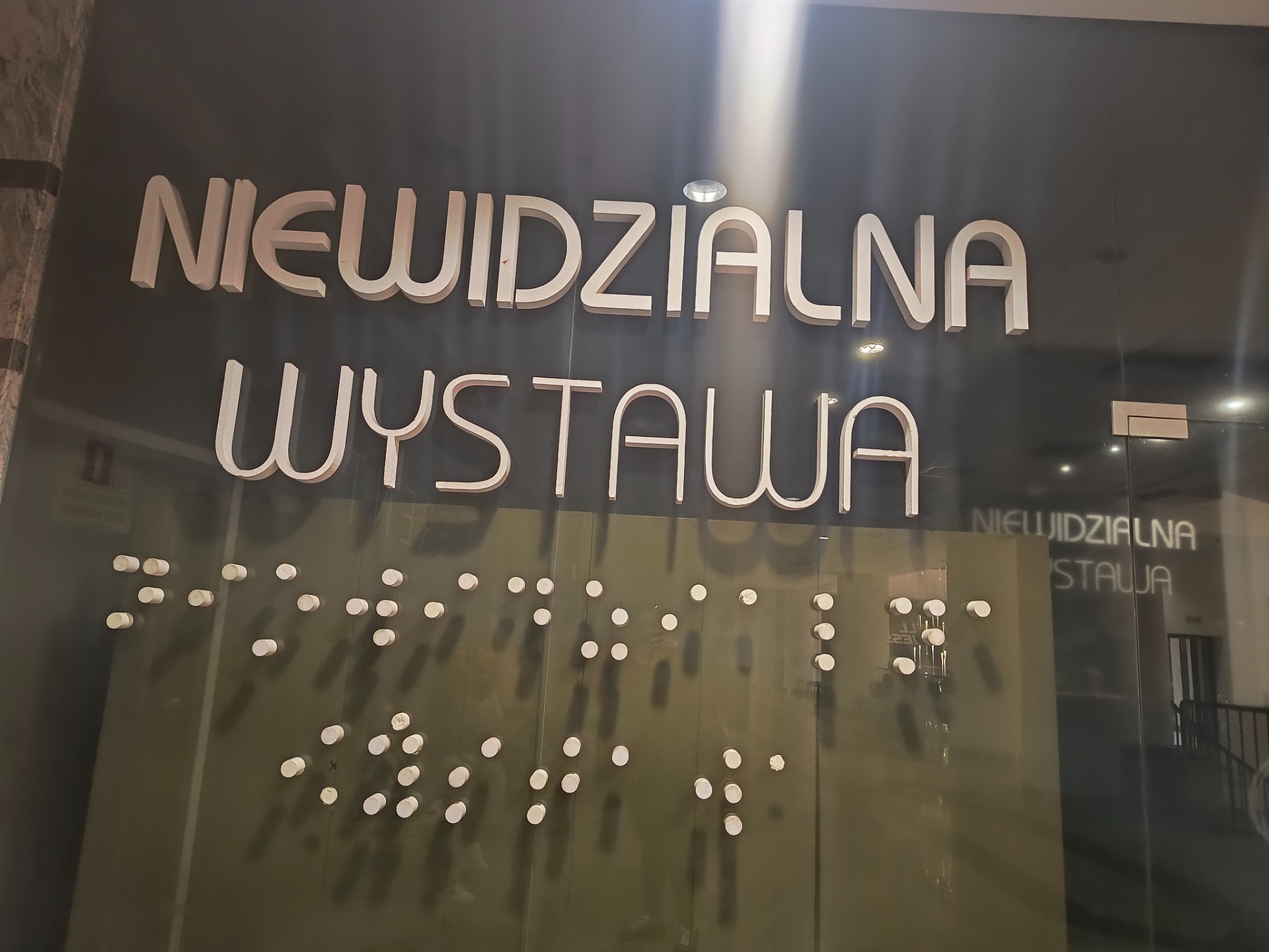Tutaj powinien być opis obrazka