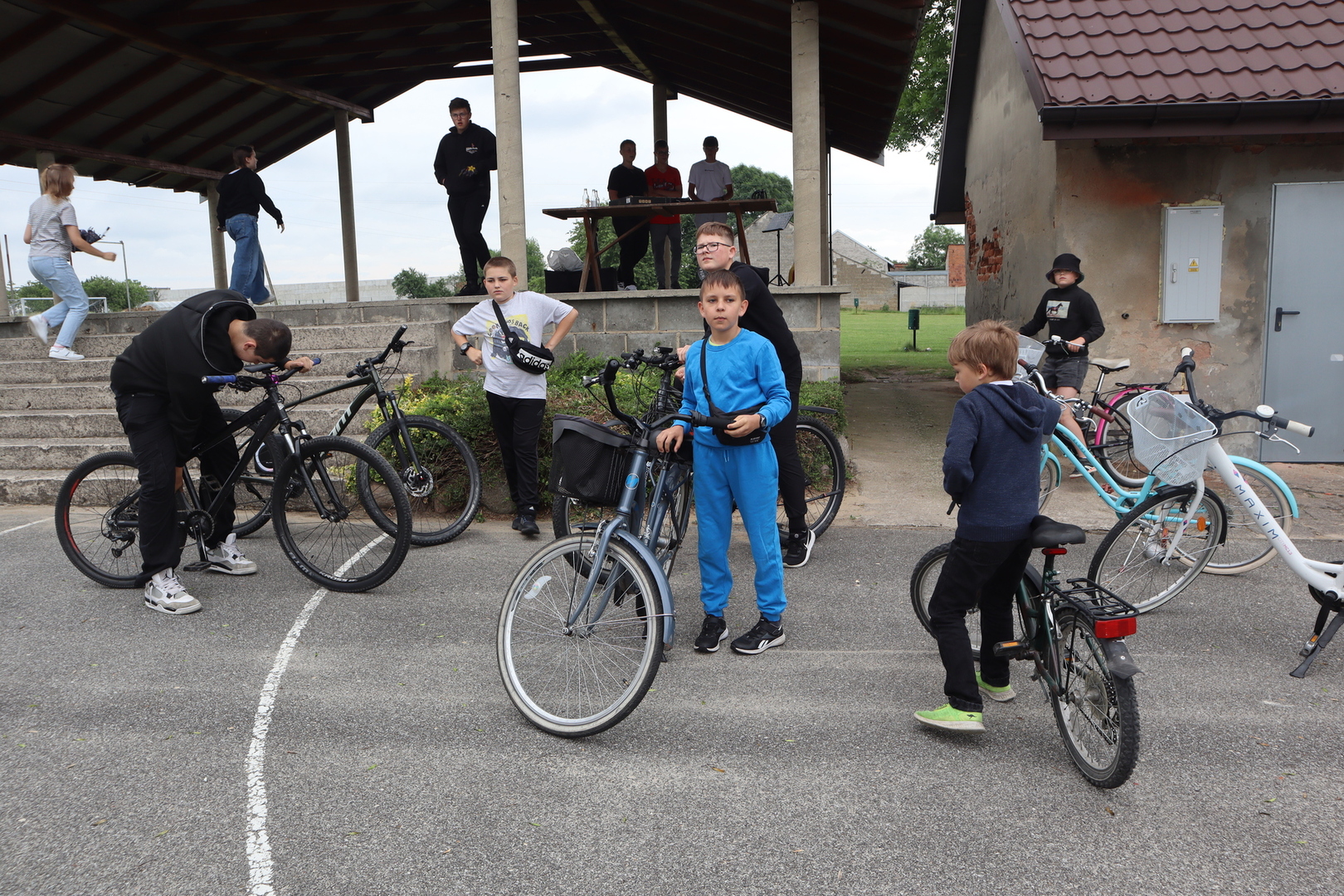 Tutaj powinien być opis
