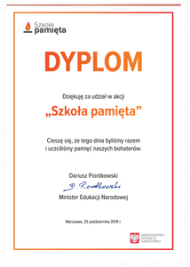 Szkoła pamięta 2019 [214x300]