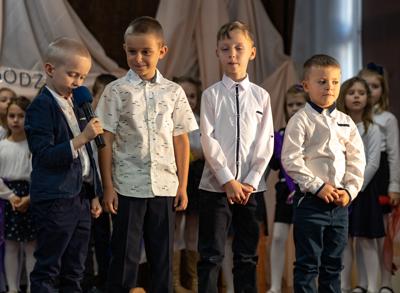 Pasowanie na ucznia - część artystyczna