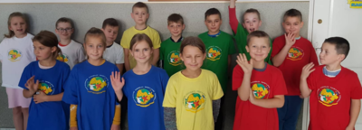 Uczniowie uczęszczający na koło misyjne