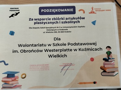 Podziękowanie dla szkolnego wolontariatu za wsparcie zbiórki artykułów plastycznych i szkolnych dla Zespołu Szkół Specjalnych nr 3 w Uniwersyteckim Szpitalu Dziecięcym w Krakowie