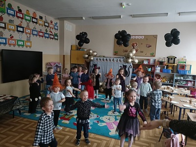 02cb78a03e6d46d4843bdb79f19deea1.jpeg[small]