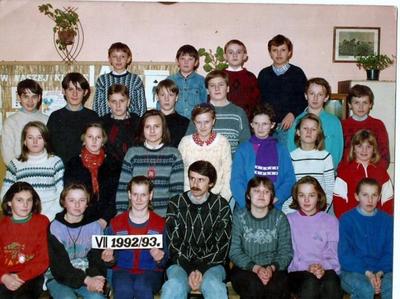 klasa VII rok szkolny 199293 [400x299]