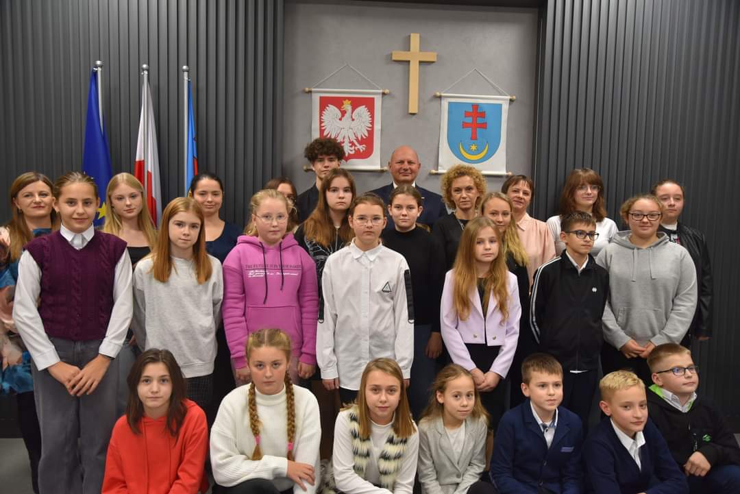 Tutaj powinien by膰 opis