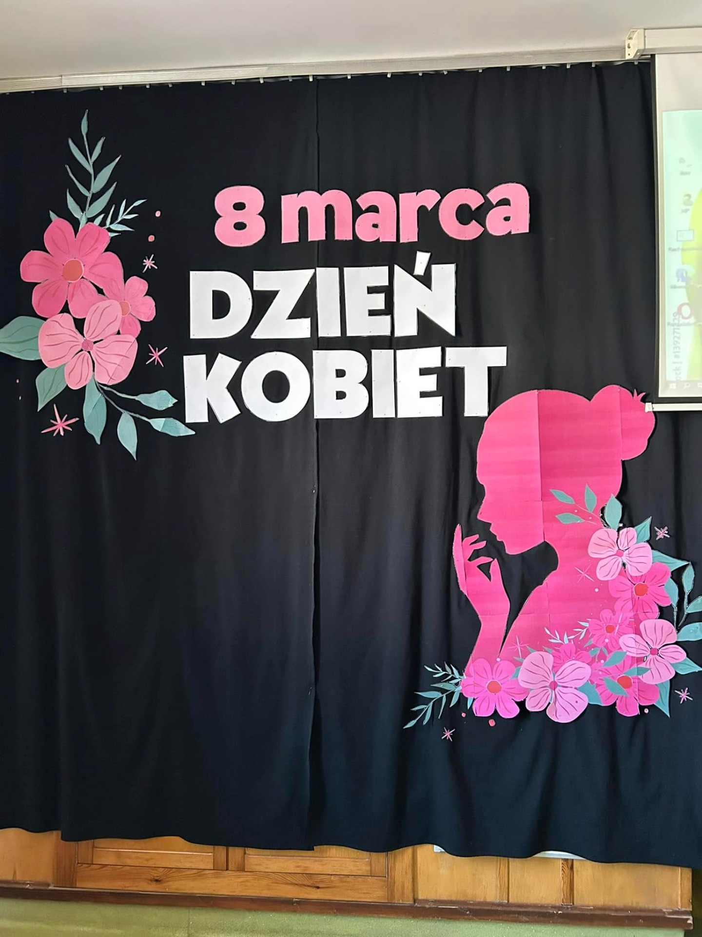 Tutaj powinien być opis obrazka