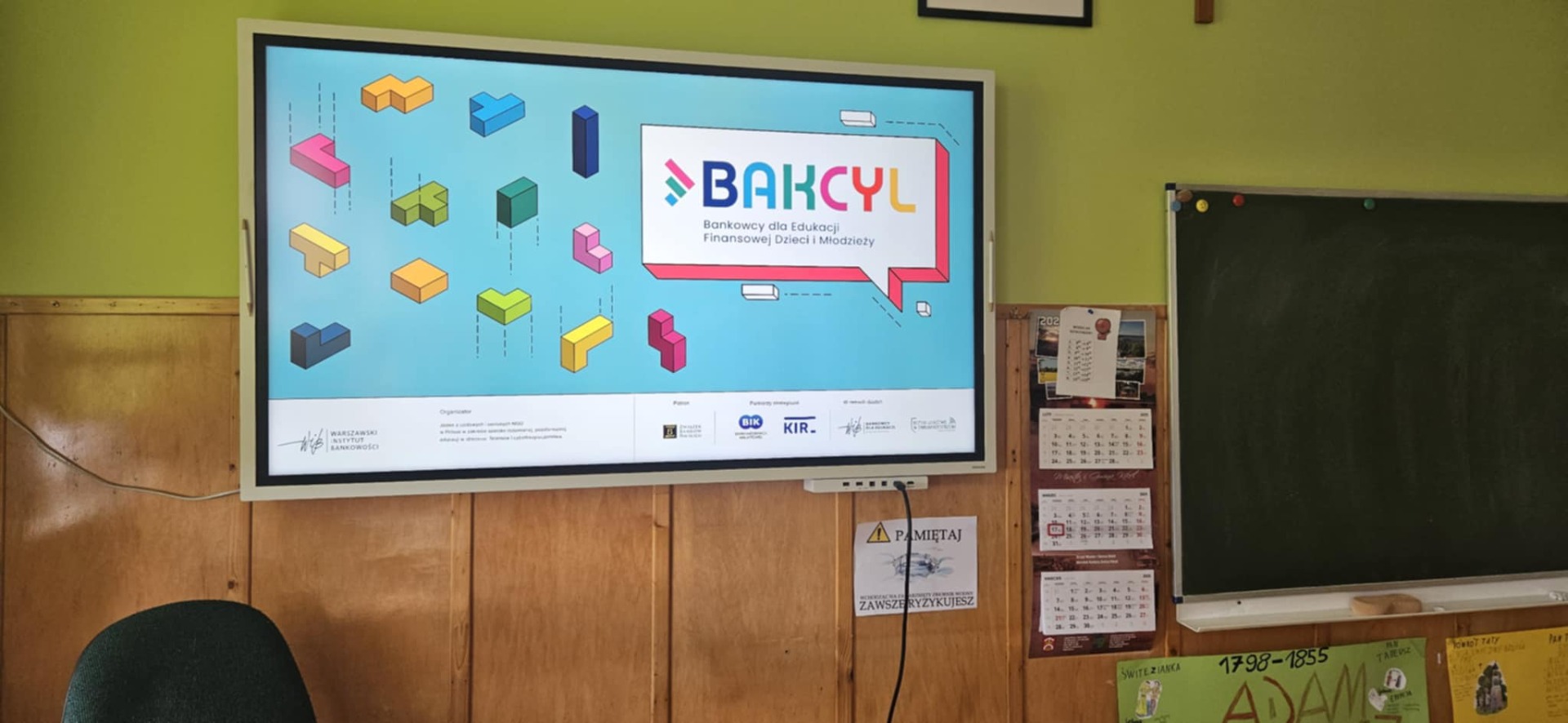 Tutaj powinien być opis obrazka