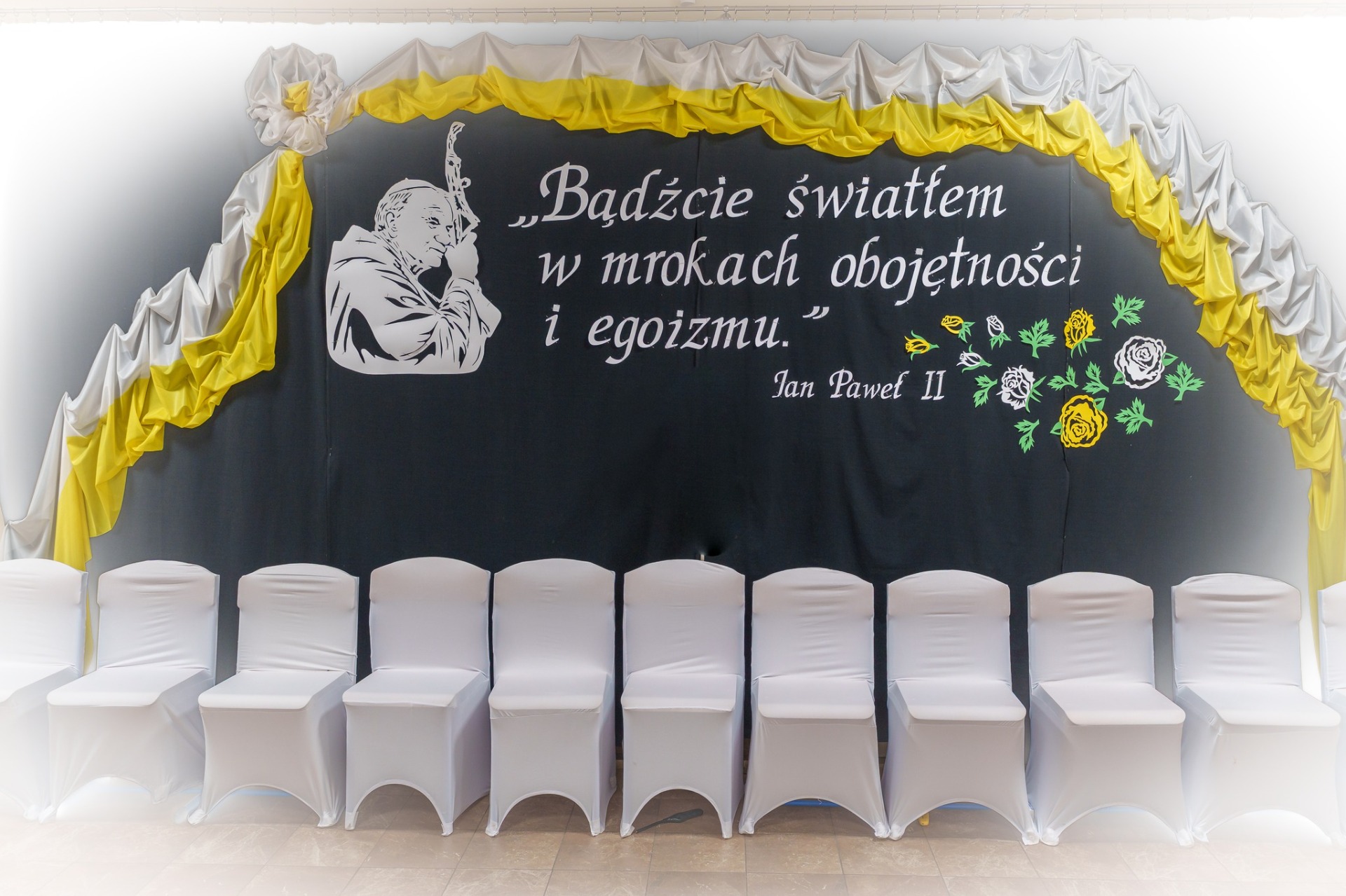 Tutaj powinien być opis obrazka