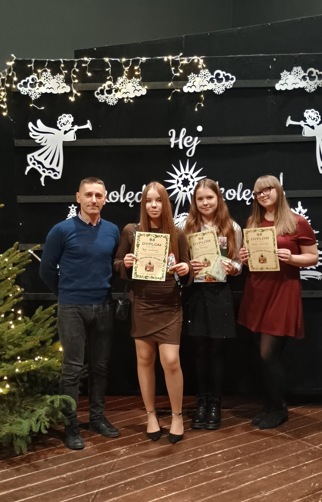 Tutaj powinien być opis obrazka