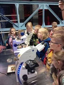 Obserwacje mikroskopowe uczniów