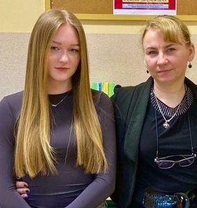 Lena z panią Małgorzatą Owczarek