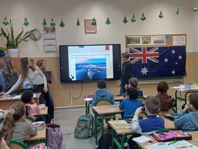 Prezentacja wiadomości przez uczniów klasy 6b nt Australii