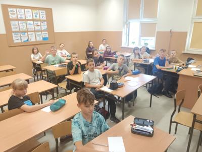 Uczniowie klasy piątej