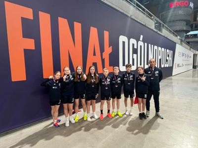 Drużyna naszej szkoły z opiekunem