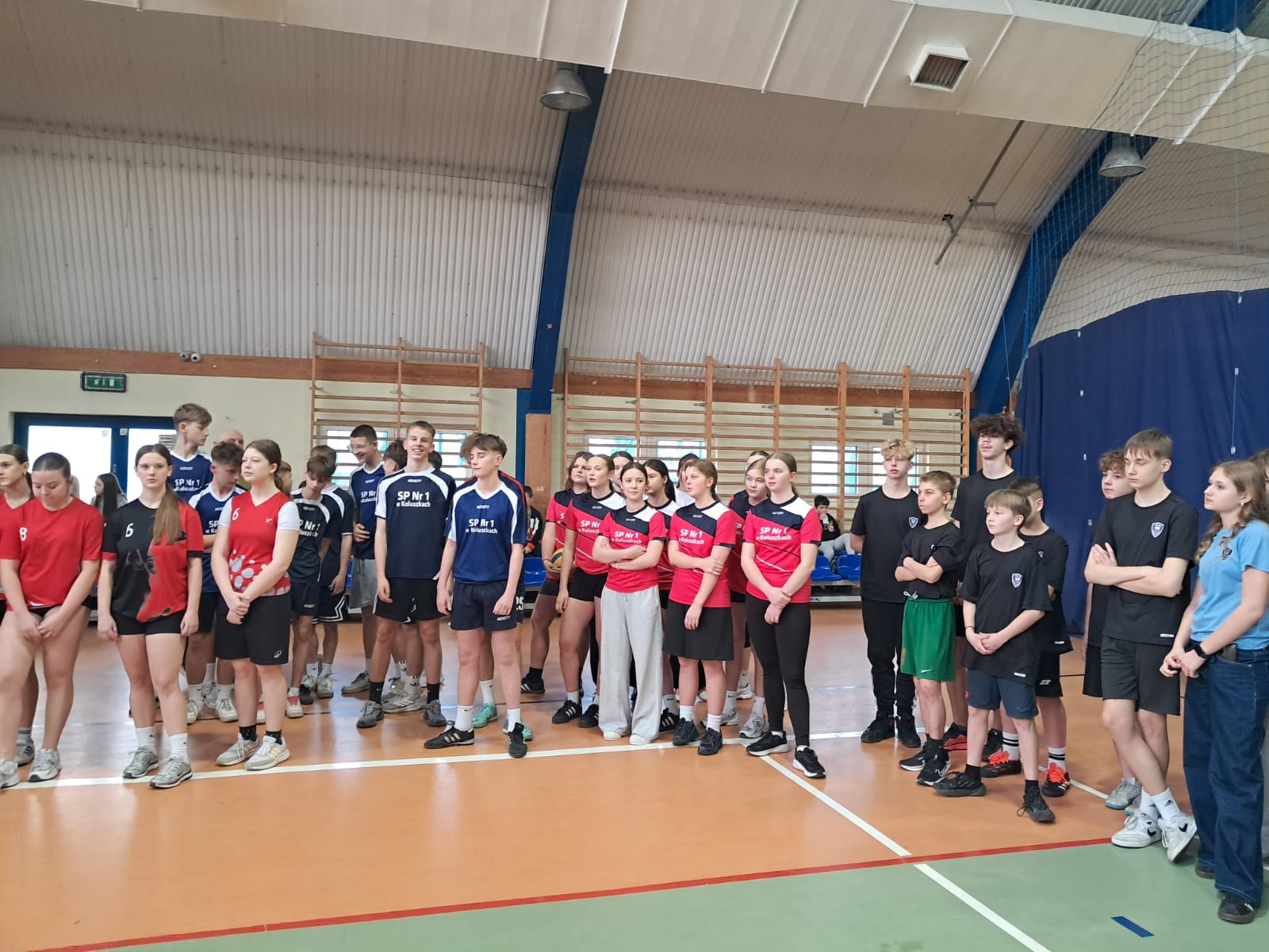 Rozpoczęcie turnieju piłki siatkowej