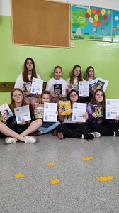 Laureaci konkursów bibliotecznych.