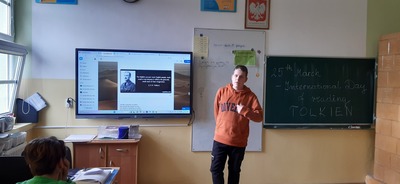 Uczniowie czytają Tolkiena 