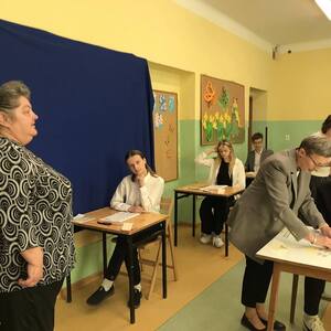 Pani dyrektor wita wszystkich uczniów i życzy POWODZENIA!!!