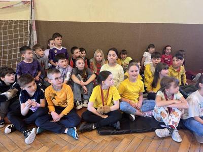 Wspólna fotografia uczniów.