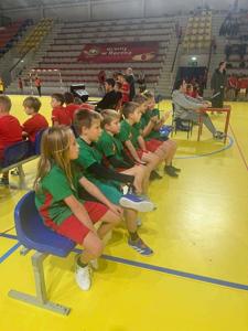 Uczniowie gotowi do gry.