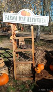 Napis farma dyn Klemensa