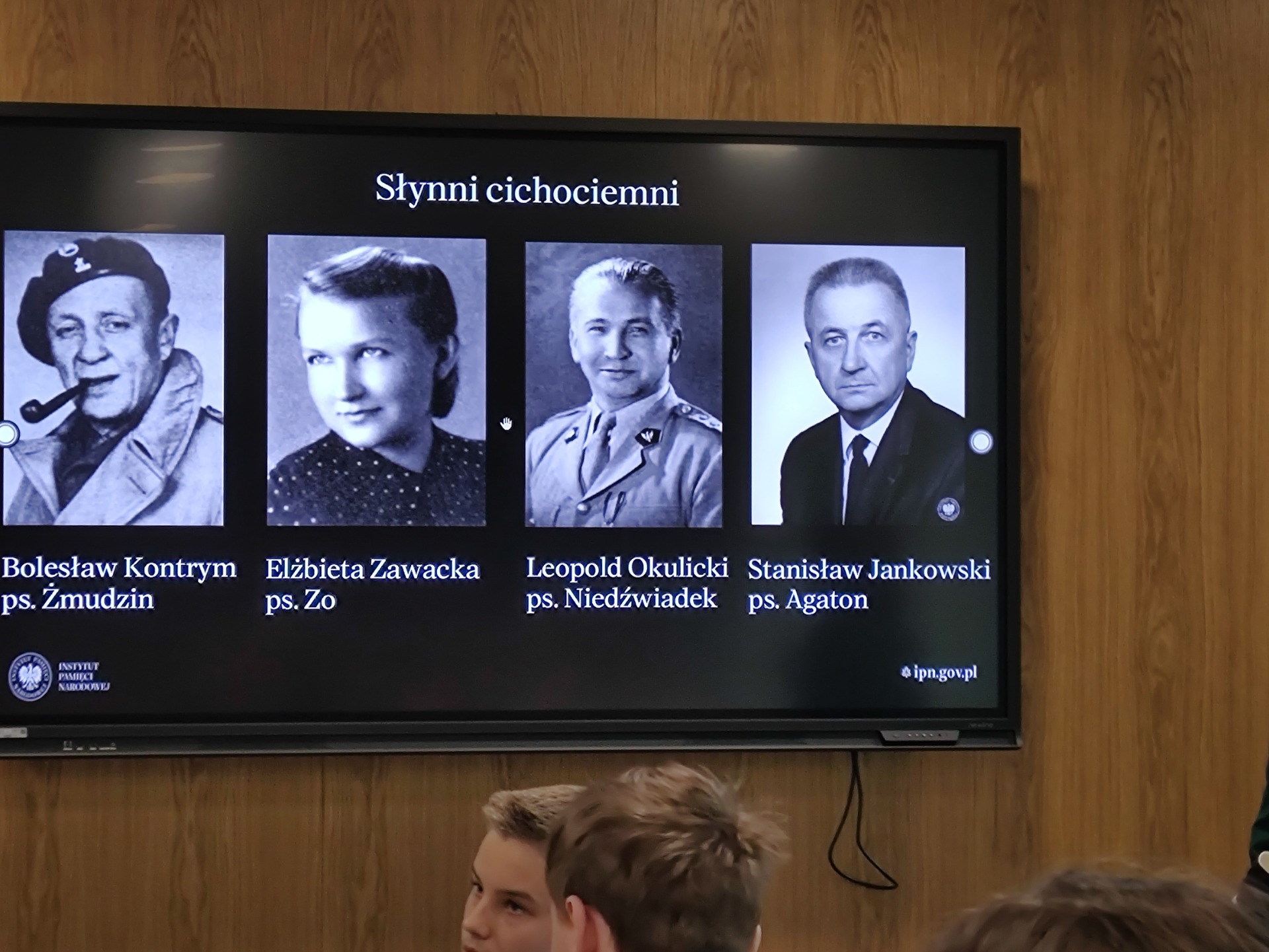 Tutaj powinien być opis
