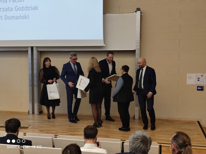 Tutaj powinien być opis