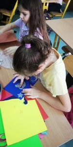 Kartki urodzinowe dla Kopernika, lekcja w ramach programu "Szkoła Przyjaciół Mikołaja Kopernika"
