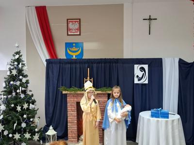 "Błękitny prezent" - Jasełka w filii w Szczawinie