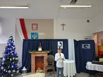 "Błękitny prezent" - Jasełka w filii w Szczawinie