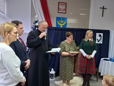 "Błękitny prezent" - Jasełka w filii w Szczawinie