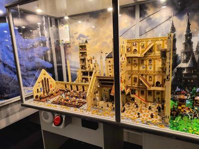Wycieczka do Warszawy na wystawę klocków LEGO i kina Helios